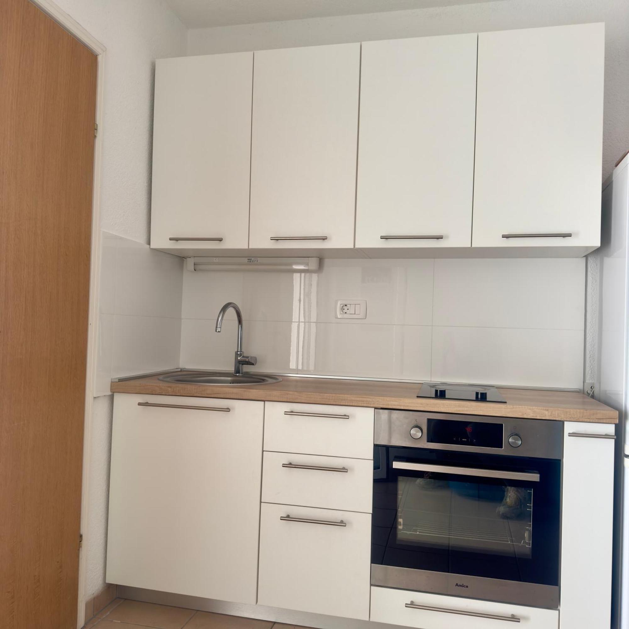 Apartments Larus Башка-Вода Экстерьер фото